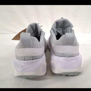Nwt Women's Nike ReactX Infinity Run 4 Light Smoke Grey